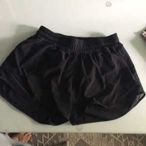Lululemon Hotty Hot shorts